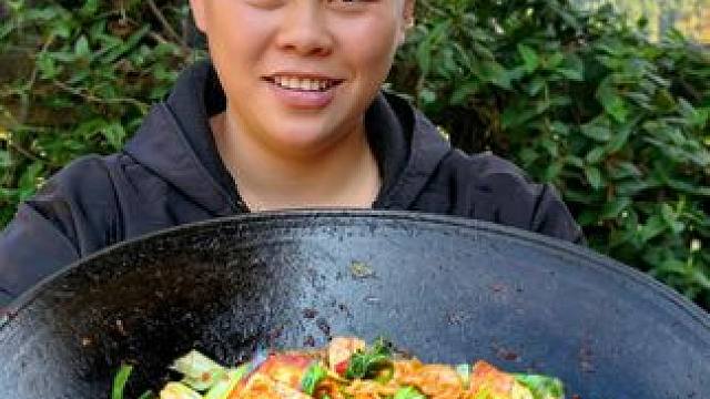 今天做了一大锅酸辣的下饭菜 #美食 #农村生活 #美食分享 #下饭菜