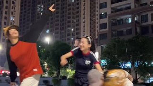 又是乱七八糟的封面 #chill #每一帧都是热爱 #dancechallenge #浅跳一下 #秋