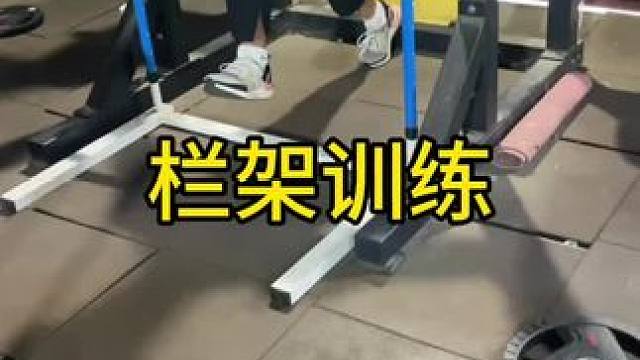 命里有时终须有，命里无时那就让它强行有，人活一辈子就要活得精彩，就有与众不同，就要特立独行！就要明知