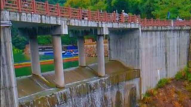 温州中雁荡山西漈景区，优美秀丽。