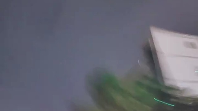 臭弟弟，上车姐带你去兜风，敞篷的呦