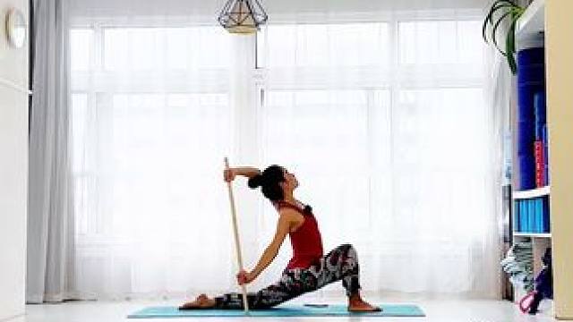 60分钟《棍子瑜伽》瑜伽让你5分钟看完，喜欢记得点赞收藏哦，喜欢口令讲解版的亲们，下方评论区留言告诉