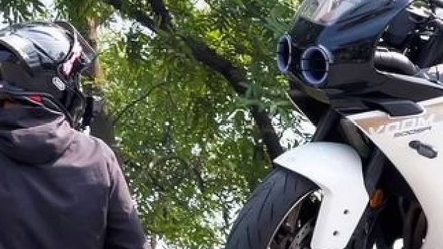 亲爱的，你要珍惜骑车回你消息的人
#机车 #转场 #我只能离开