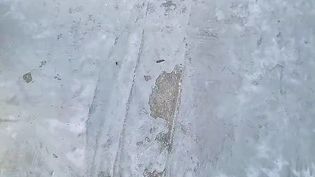 楼梯滚瓶子爆破解压时刻