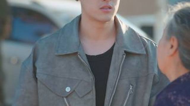 外婆的针线盒很大，大到装下了全部的思念与爱。#亲情 #隔代亲