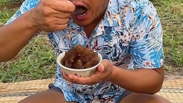 天气好热，做一碗可乐沙冰 #泰国美食 #户外美食 #泰国生活 #美食