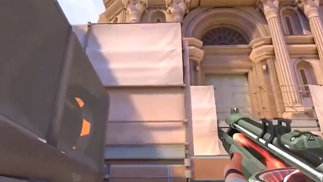 刚玩完霓虹总想按e，导致下一局的保安总开摄像头