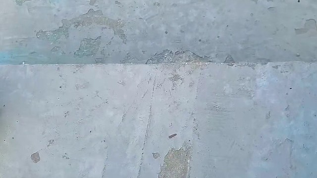 楼梯滚瓶子爆破解压时刻