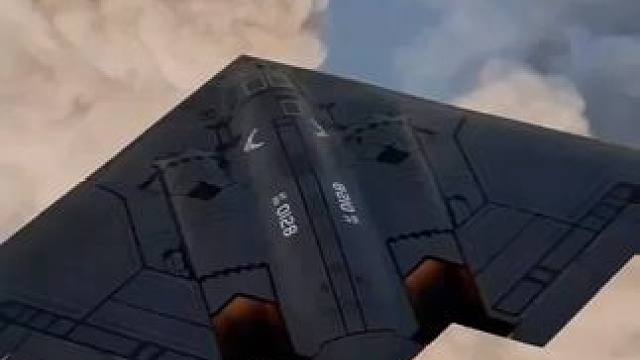 为什么B-2轰炸机的设计者在监狱里 为什么B-2轰炸机的设计者在监狱里#轰炸机 #军迷 #军事爱好者