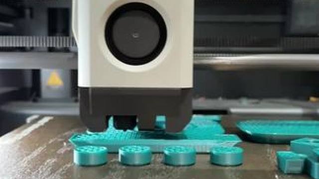 可是它还挺好玩的~~ #玩个很新的东西 #3d打印 #解压玩具