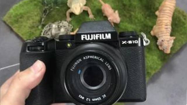 是谁还不会选相机呀？！ 作为一名正儿八经的摄影师，大大小小也用过不少相机，接下来一一列出来告诉大家❗