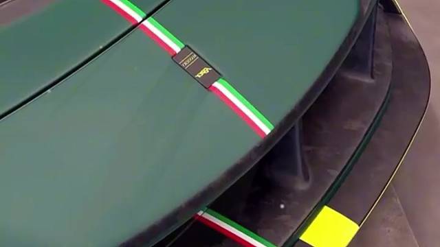 要想生活过得去，就得有台法拉利