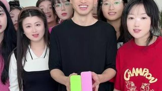 夹转挑战，哈哈厉害了 #真会玩系列 #意想不到的结局 #办公室游戏