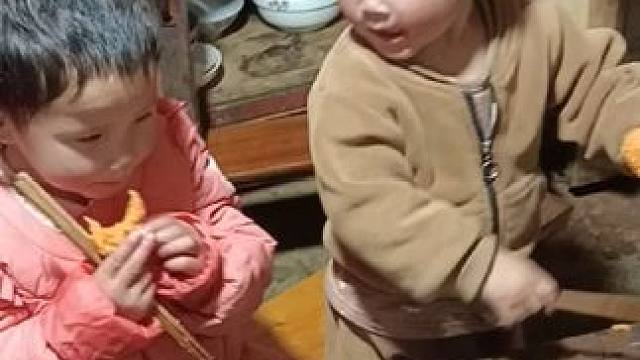 蒸南瓜饼给孩子们吃。#记录真实生活