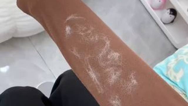 神奇的粘毛器!不仅能轻松清理头发和猫猫狗狗掉落的毛发，水一冲就干净能继续用了 #粘毛神器  #养猫人