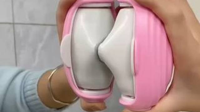 神奇的粘毛器!不仅能轻松清理头发和猫猫狗狗掉落的毛发，水一冲就干净能继续用了 #粘毛神器  #养猫人