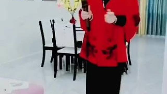 辉煌的时刻要靠自己拼搏~