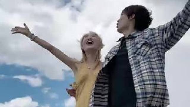 #我的crush降临了 所以到底什么是爱呢，大概是他们望向彼此的双眼…  #crush #情侣 #爱