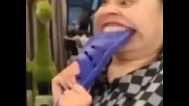 #小孩姐演我不会做题的状态  真的不敢想我当年要是有这样的神器，还怕考不上清华北大？！#教孩子数学比