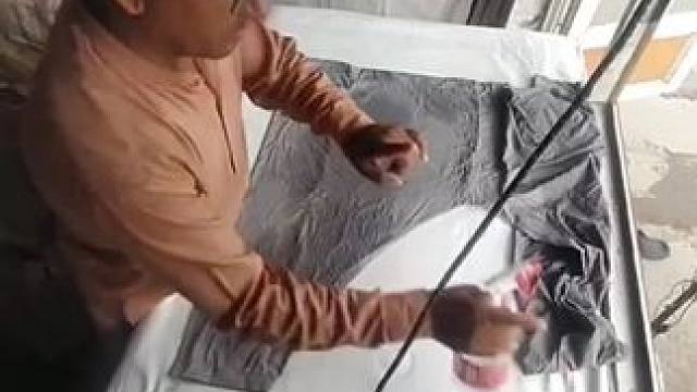 美的蒸汽挂烫机熨烫机，快速除皱，小巧便携，持久留香！#美的#美的挂烫机