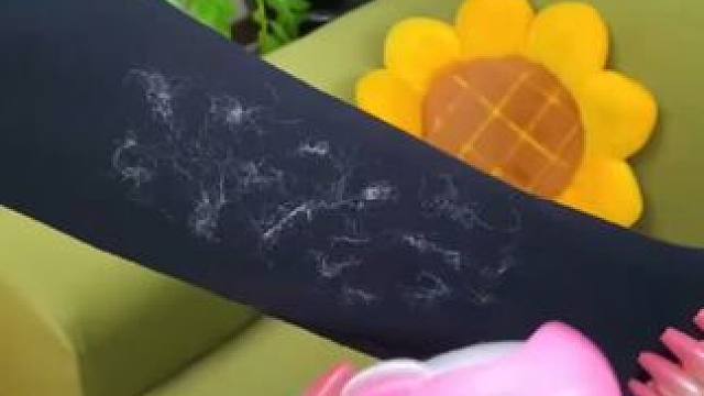 神奇的粘毛器!不仅能轻松清理头发和猫猫狗狗掉落的毛发，水一冲就干净能继续用了 #粘毛神器  #养猫人