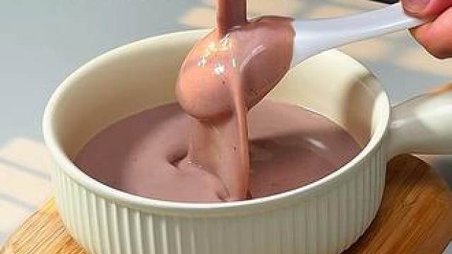 不愧是被央视点名的红豆沙牛乳！难怪火了这么多年 #喝出好气色 #破壁机食谱 #早餐吃什么 #健康养生