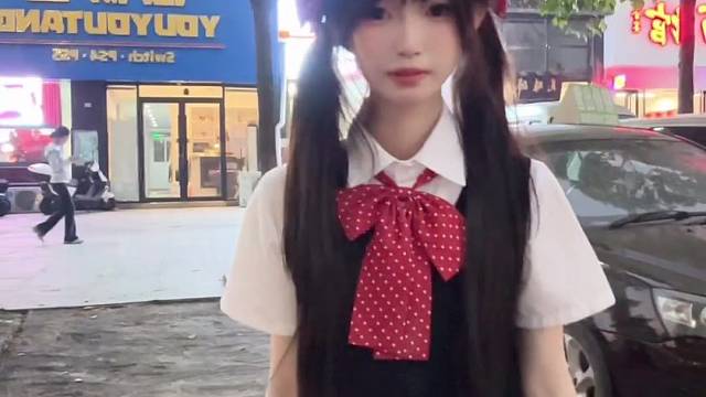 跳个小舞