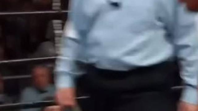 恐怖的戴维斯！ 他的拳治各种失眠#拳击 #泰拳 #郑州拳馆推荐 #郑州拳馆 #郑州东区拳馆