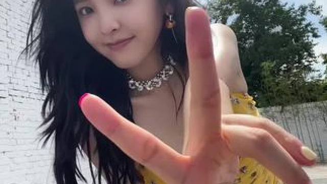 #dou上热门 #章若楠 #清纯甜美 #治愈系笑容 #初恋脸