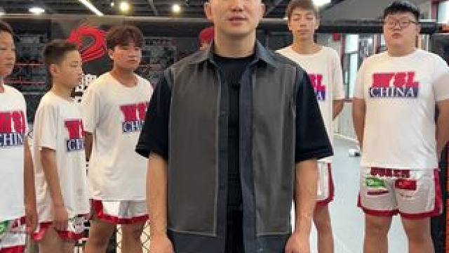 一年前的视频 当进入更好的平台的时候一定是靠一半努力一半运气，等明天回来了我再检查一下你们的水平 #