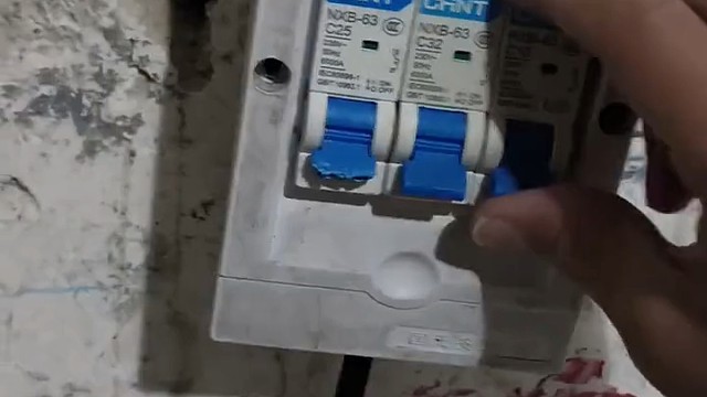 你去看看你师傅吧  可能糊了