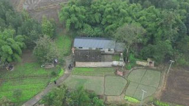 占地600平的房子，只需要九万多？ 二十多年的旧宅，旁边就是葛仙山，花好多万可以把它打造成自己喜欢的