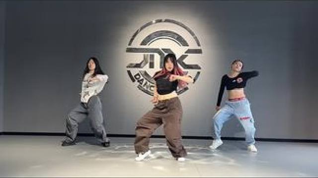 有种很轻松的感觉 喜欢#taxiblurr #朴宰范 #natty #珺娴编舞 #原创