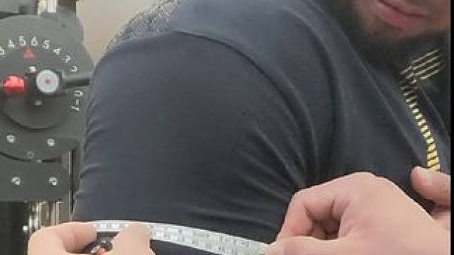 今早 118kg上半身这个肉量还是有涨一点#脂包肌 #健身日常 #练成脂包肌了怎么办