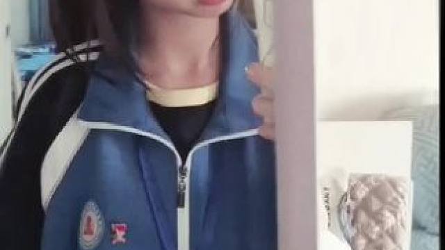 喜欢我吗？#校服 #丑#S