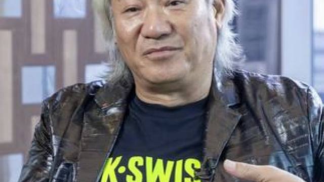 66岁香港知名男星尹扬明，曾沉迷赌博输逾200万想轻生，与周星驰合作爆粗KO对方（一）#尹扬明  #