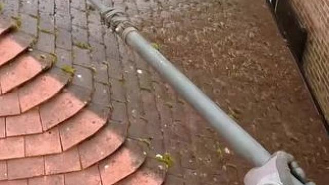 屋顶清洁 #清洗机 #国外视频分享 #清洗 #解压