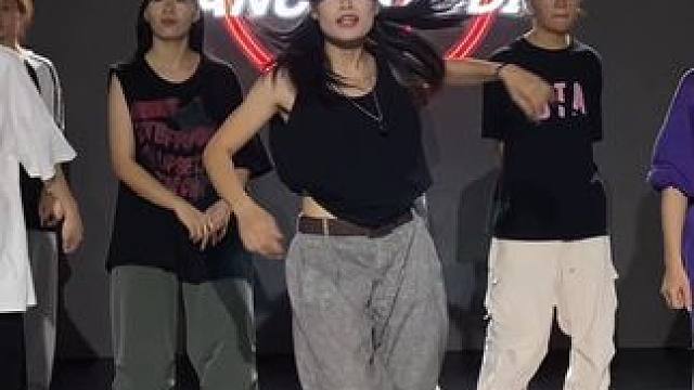今日入门，练练练！ #展兄编舞 #北海BH舞蹈 #hiphop基础 #一学就会系