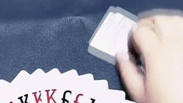 牵手 #是时候展现真正的牌技了 #斗地主 #斗地主的百种姿势