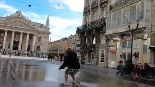 在城市中心的冲浪 #沙板 #沙板冲浪 #水上运动 #海外生活 #沙板教学