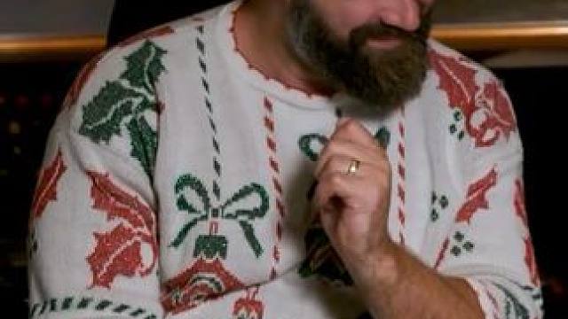 圣诞快乐的歌曲听腻了吗？
今年来凯尔希听一下凯尔希的歌曲吧
歌曲录制预热ing#nfl #圣诞节 #