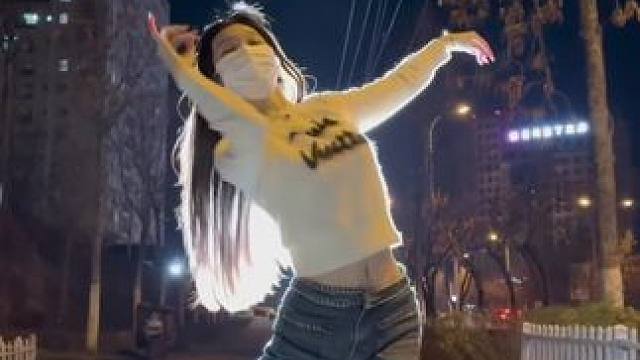 我欲迎风再留住几步##国风 #氛围感 #古典舞