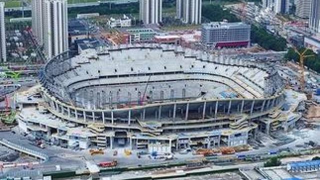 这是曾耗巨资打造世界最大足球场，恒大足球场如今迎来春天，即将建成广州足球公园，真的太壮观了！#地标建