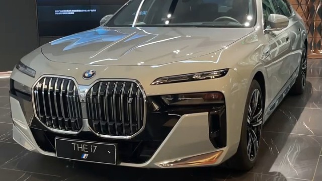 【沉浸式体验宝马i7】50w 为您挑选的座驾！