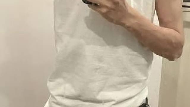 外胚型兄弟在练肌肉这块有点吃亏，但是配合好的增肌粉很重要 #康比特增肌粉 #健身 #增肌 #健身补剂