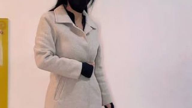 你们那里开始下雪了吗#芳芳 #小蛮腰扭起来 #简单易学舞蹈