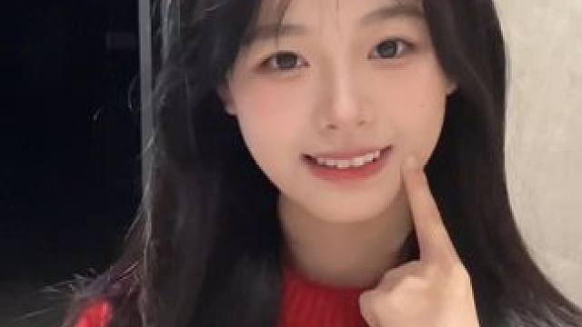 叫你宝宝怎么啦！#甜妹 #手势舞 #女大学生