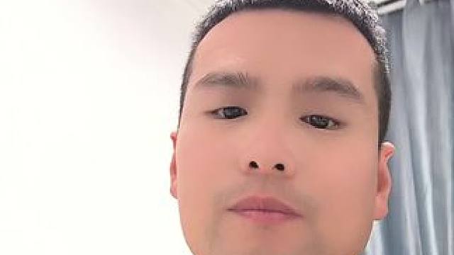 你肯来就是打工的，只是恰巧读了点书，这话说的真的没错，我感觉80%的人都是这样#成年人的生活没有容易