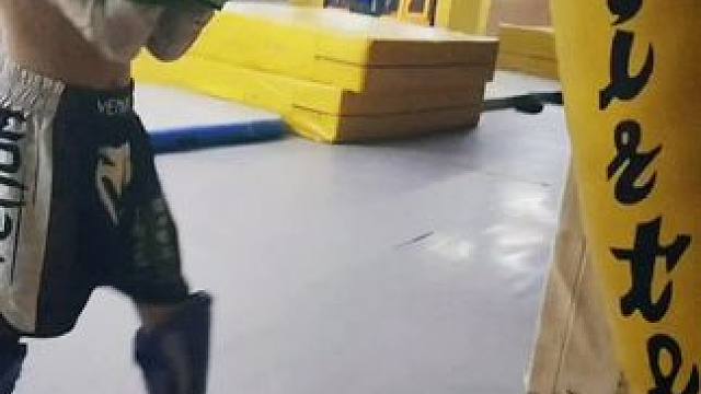 鱼台搏击小子
#少儿搏击散打 #综合格斗