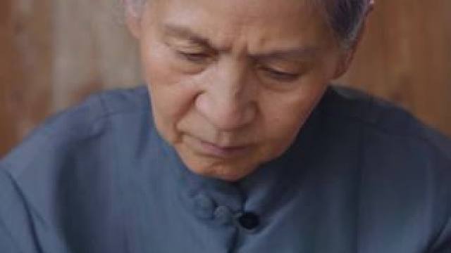 小女孩被母亲抛弃丢给外婆扶养，竟与外婆发生这么一段这样的故事 #好剧分享 #短剧推荐 #外婆桥 #情